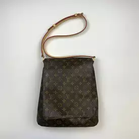 Crossbody Designer By Louis Vuitton  Size: Large