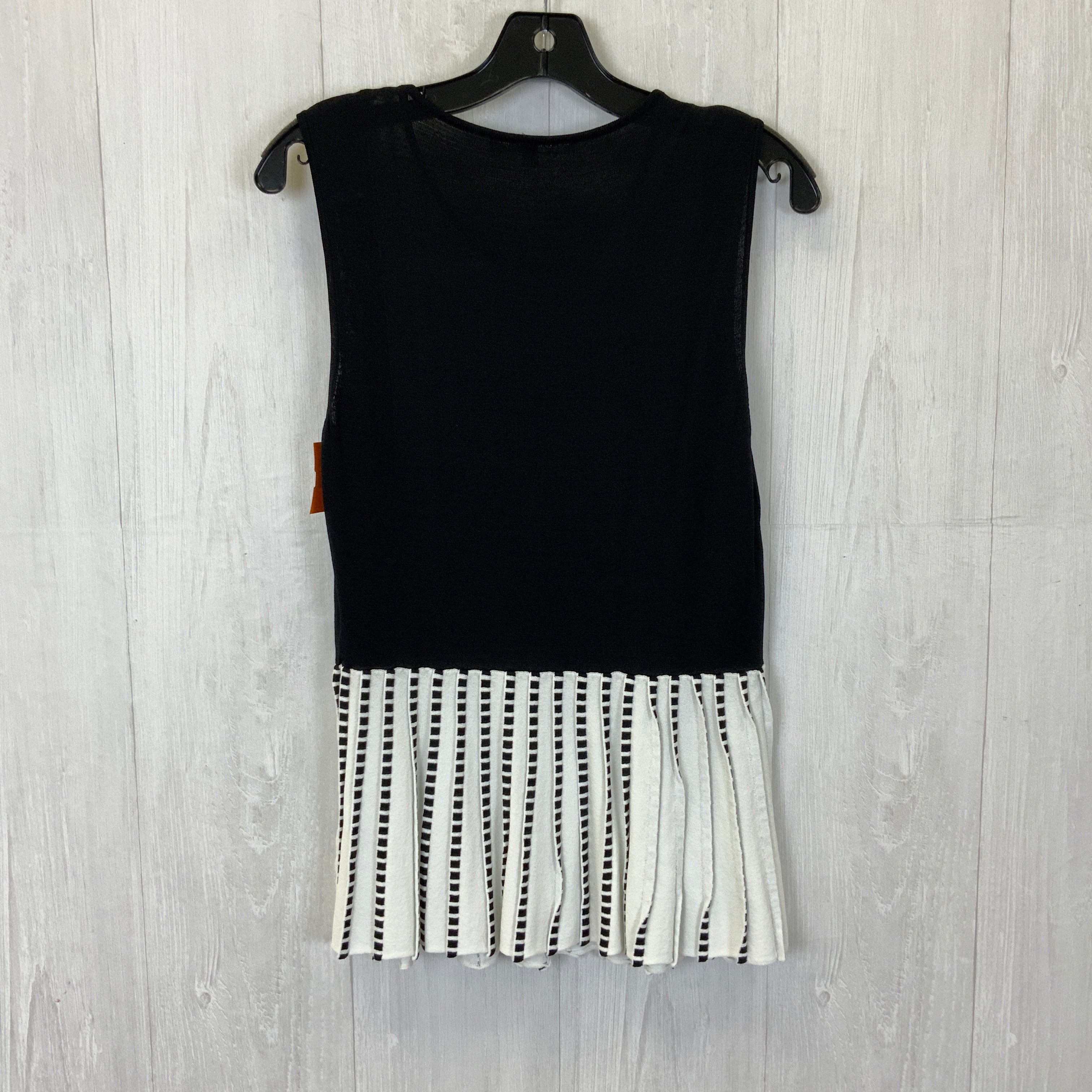 Top Sleeveless By Antonio Melani  Size: M