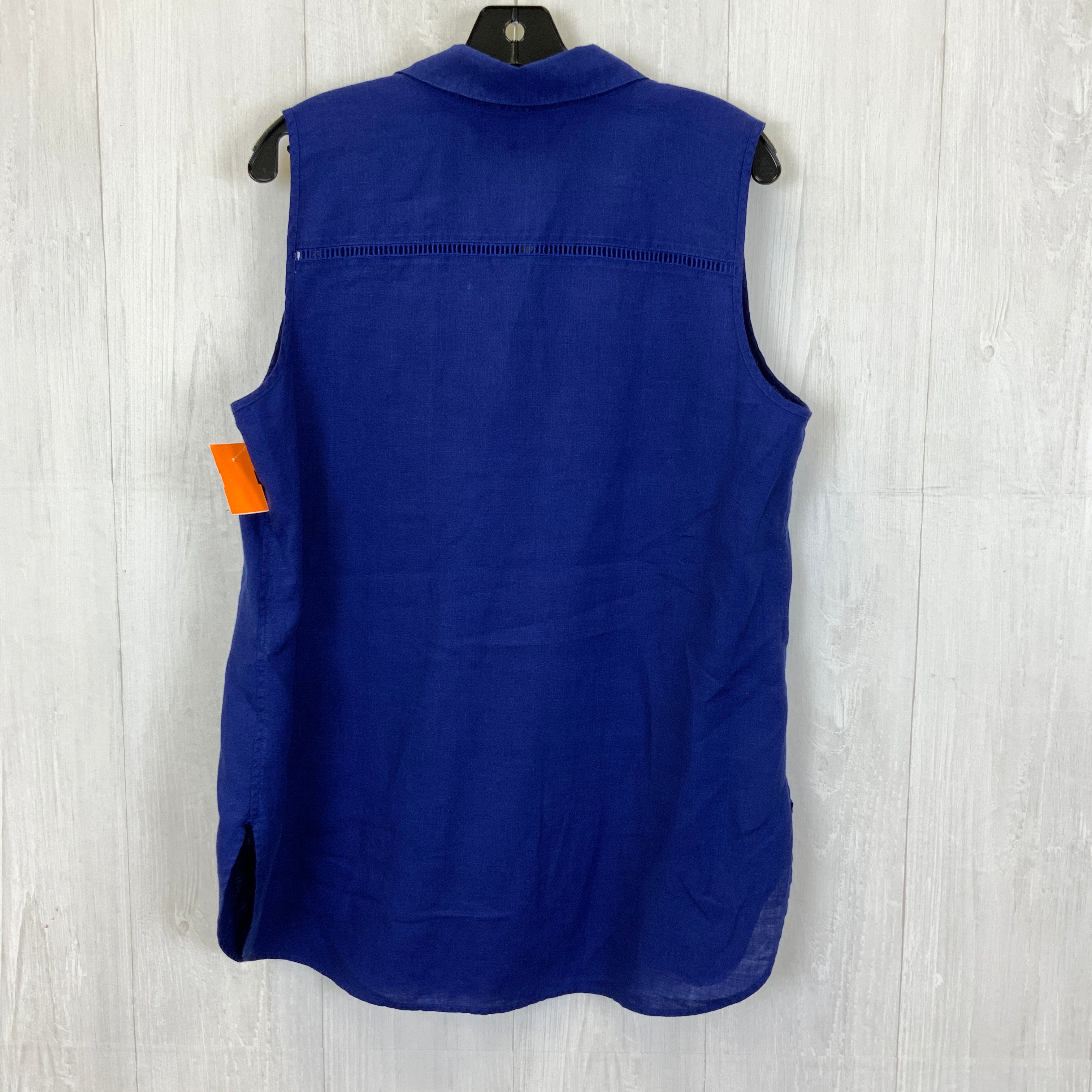 Top Sleeveless By Chicos  Size: L