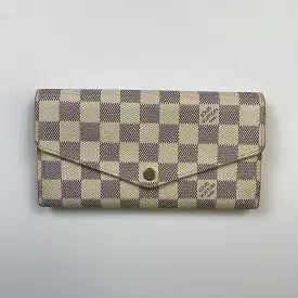 Wallet Designer By Louis Vuitton  Size: Large