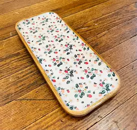 WOOD TRAY WITH STRAWBERRY PATTERN